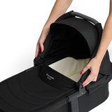 Carry Cot 2