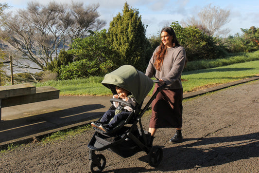 Why Bucket Seat Prams Are Better for Baby: Comfort, Posture & Everyday Ease