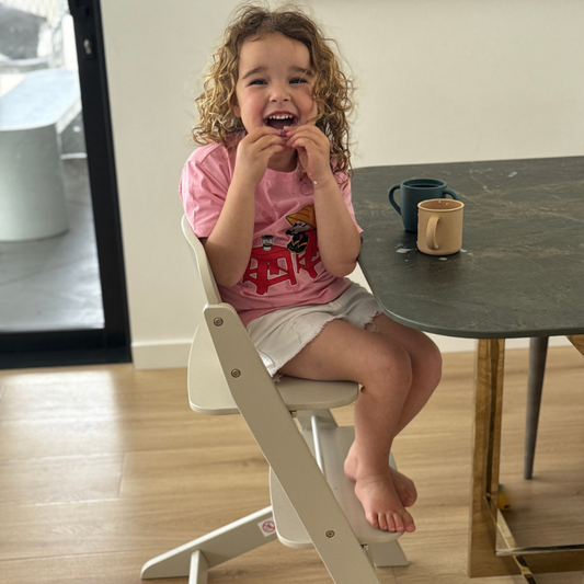 When to Transition Your Baby from Highchair to Table: A Parent’s Guide to Mealtime Milestones&nbsp;
