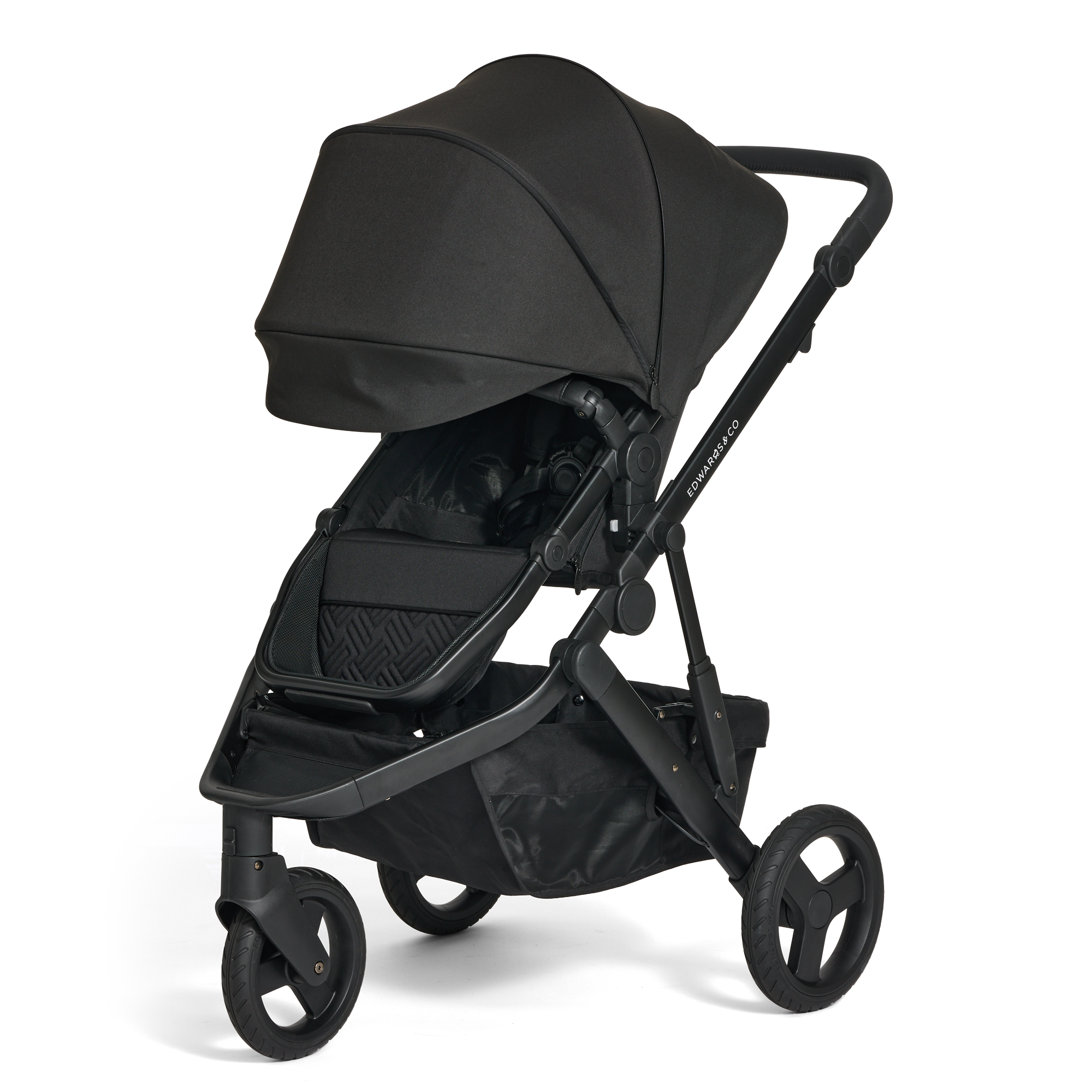 Black Luxe Oscar Nu pram with extended canopy