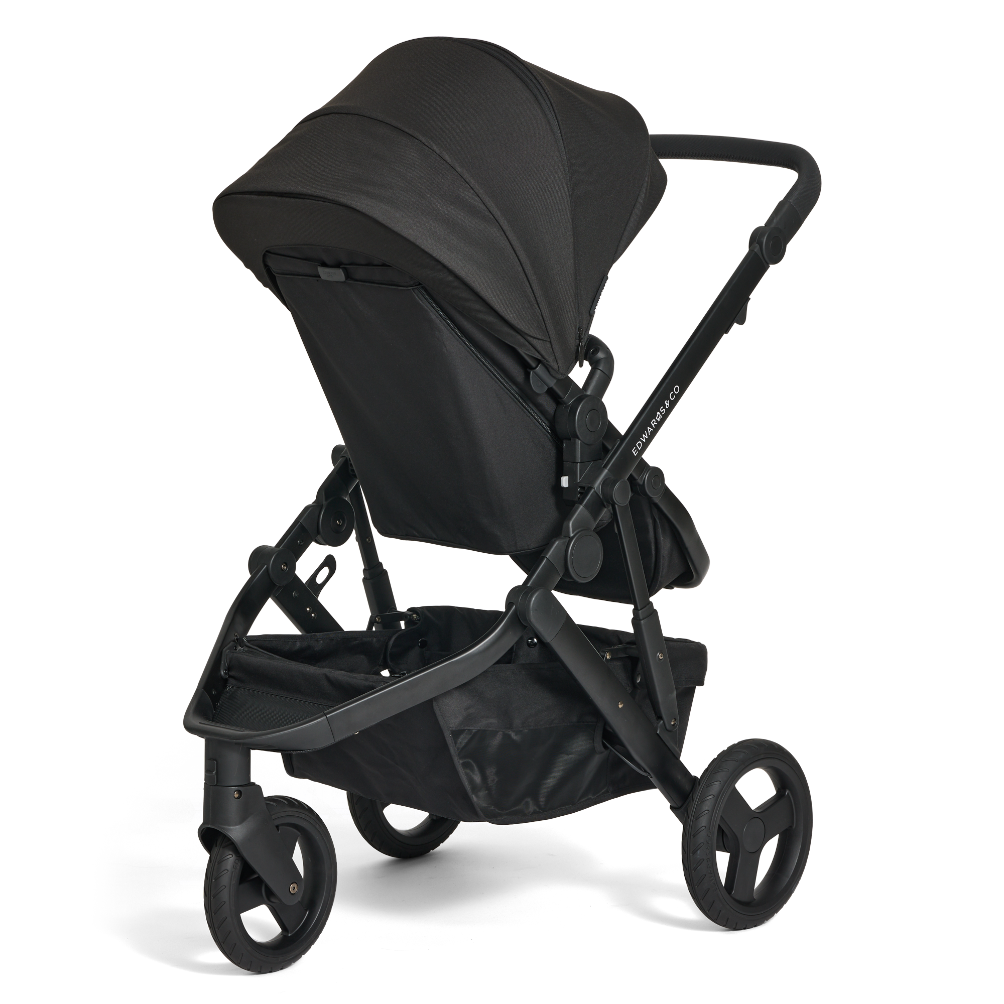 Black Luxe Oscar Nu stroller on a white background
