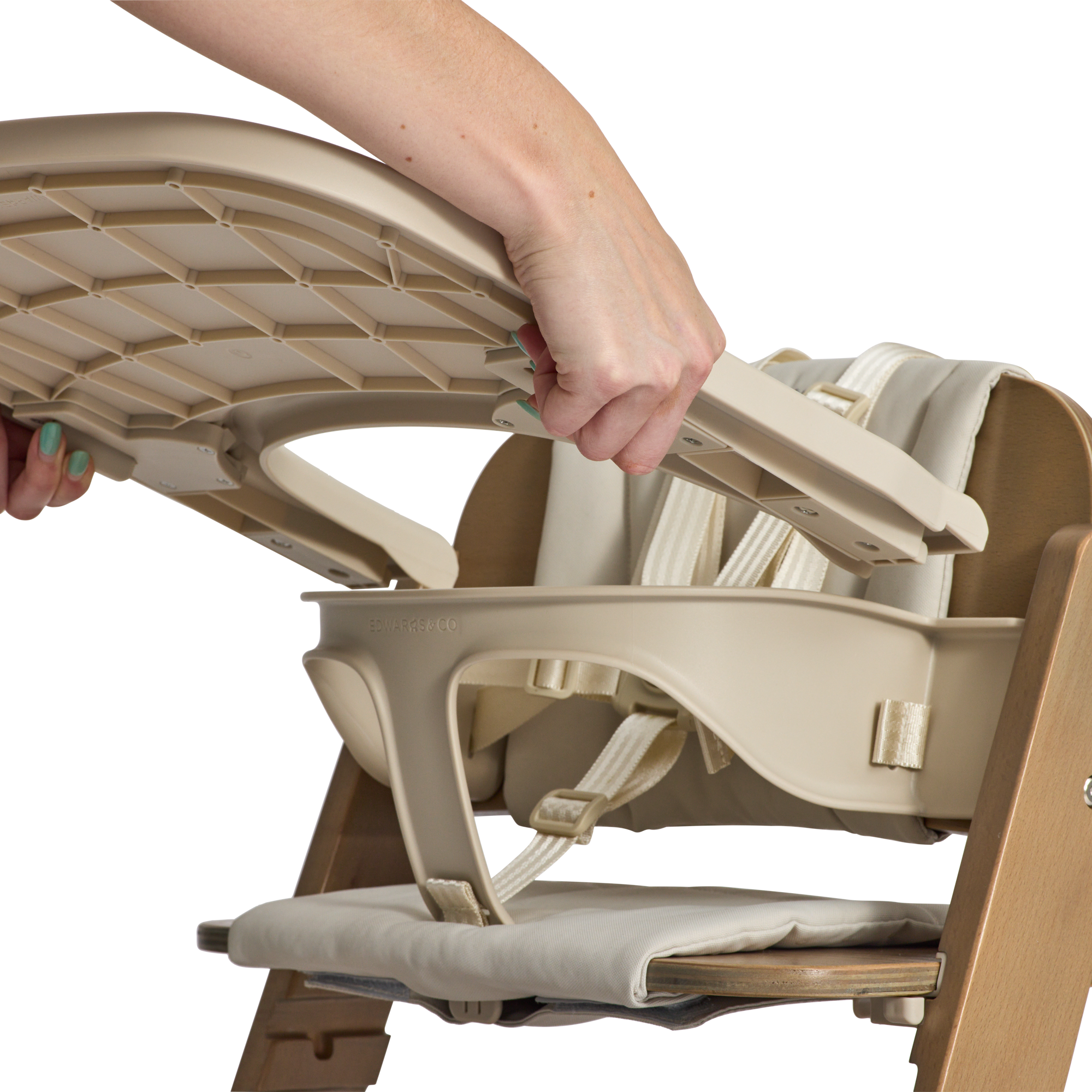 Frankie Highchair Walnut saddle part on a white background